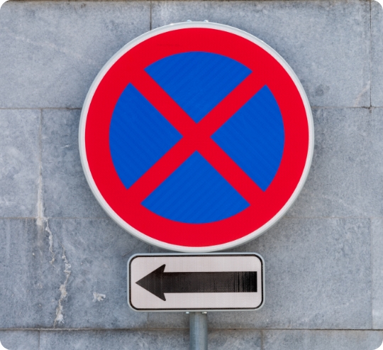 Ein Schild einer Halteverbotszone